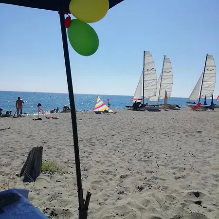 Helles Freundliche Für Naturisten Fkk Auf Korsika